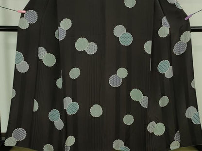 平和屋着物●極上　小紋　雪輪重ね　羊羹色地　逸品　DZAB2551kh6