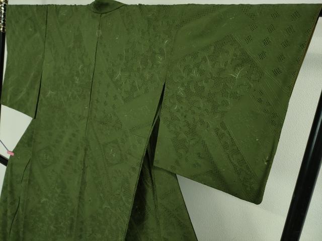 平和屋着物●極上 中国三大刺繍 スワトウ刺繍 汕頭刺繍 相良刺繍 総刺繍 訪問着 色無地 革色 花唐草文 逸品 DZAB2590kh6