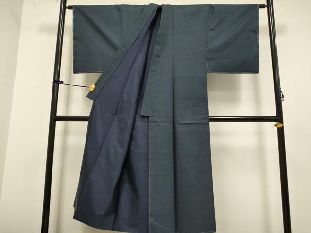 平和屋着物■極上　男性 本場大島紬 アンサンブル 長羽織　古代染色純泥染　山元和夫作　濃い藍鉄色　証紙付き　逸品　未使用　DZAB2707kh6