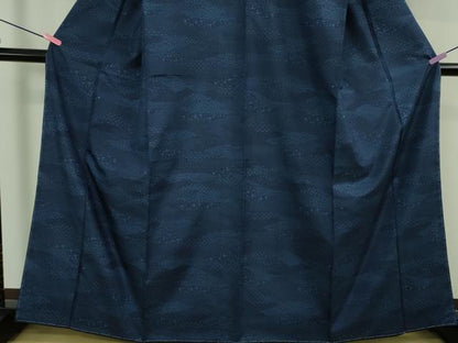 平和屋着物●極上　本場大島紬　琉球藍　名物裂霞文　まさき織物謹製　背抜き仕立て　証紙付き　逸品　未使用　DZAB2779kh6