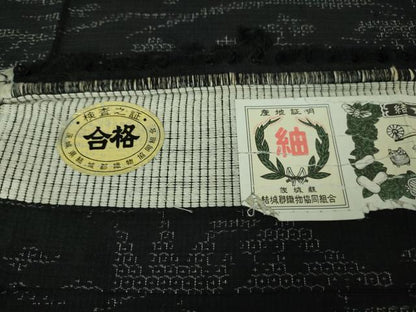 平和屋着物▽極上 結城紬 単衣 80亀甲 風景文 黒地 証紙付き 逸品 未使用 DZAB2798kh6