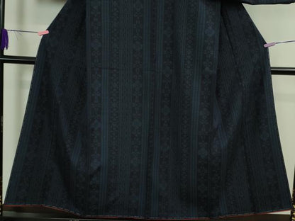 平和屋着物●極上　結城紬　奥順謹製　はたおり娘　手緒里　80亀甲　花間道　証紙付き　逸品　未使用　DZAB2801kh6