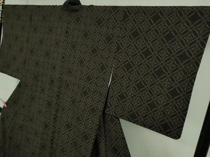 平和屋着物●極上　日本工芸会正会員　林宗平　本塩沢　古代本塩沢　七宝文　黒紅色地　染の近江謹製　証紙付き　逸品　DZAB2802kh6