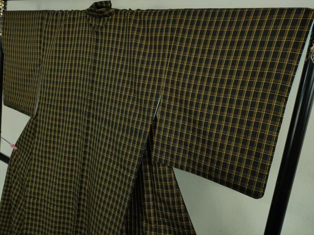 平和屋本店●極上　本場黄八丈　黒八丈　市松綾織　紬　格子　逸品　DZAB2837kh6
