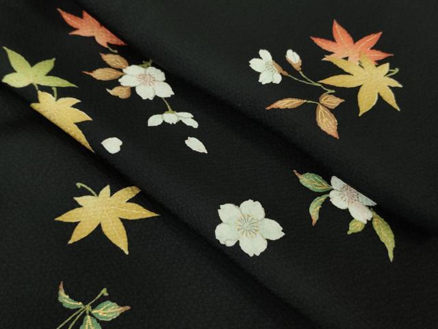 平和屋着物●極上　小紋　桜楓文　黒地　鬼しぼ縮緬　金彩　松坂屋扱い　逸品　DZAB2850kh6