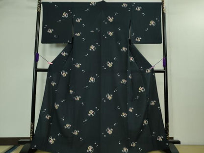 平和屋着物＊極上 夏物 小紋 網目菱紋紗 十五夜 兎 うさぎ 餅つき 舞桜 濃藍色地 逸品 DZAB2993kh6