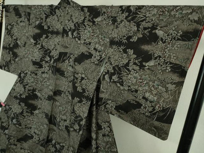 平和屋着物●希少　本場大島紬　吉三郎　吉織物謹製　割込絣織　古代染色純泥染　らんまん　証紙付き　逸品　未使用　DZAB2999kh6