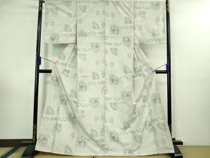 平和屋着物●極上 本場大島紬 白大島 7マルキ 双鳥花文 逸品 DZAB3021kh6