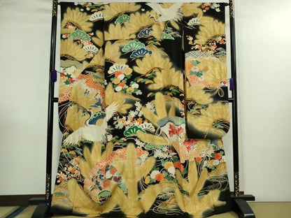 平和屋本店●極上　アンティーク　大正ロマン　振袖　駒刺繍　飛鶴松文　黒地　金彩　逸品　DZAB3028kh6