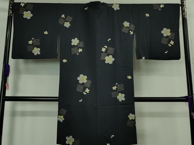 平和屋着物■極上　道行コート　ロング丈　舞桜　濃紺地　金彩　反端付き　逸品　DZAB3053kh6