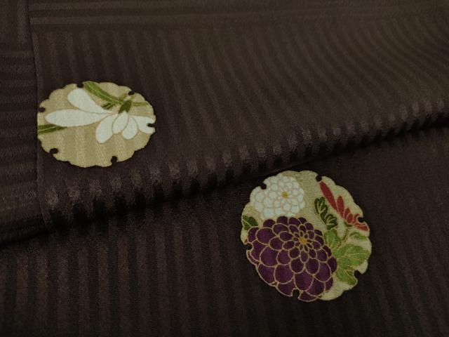 平和屋着物∞極上　長羽織　雪輪花文　烏羽色地　金彩　羽織紐付き　逸品　DZAB3064kh6