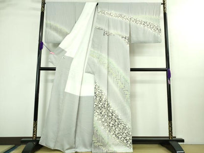 平和屋本店●極上　十日町 名門 滝泰謹製 中国三大刺繍 相良刺繍 訪問着　おぼろ染め　襲絞り　笹梅文　暈し染め　銀糸　逸品　DZAB3075kh6