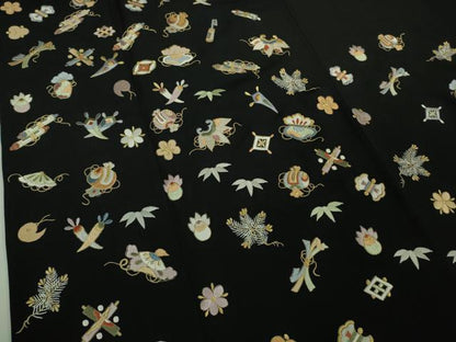 平和屋本店●極上　訪問着　総刺繍　宝尽くし　黒地　金糸　逸品　DZAB3077kh6