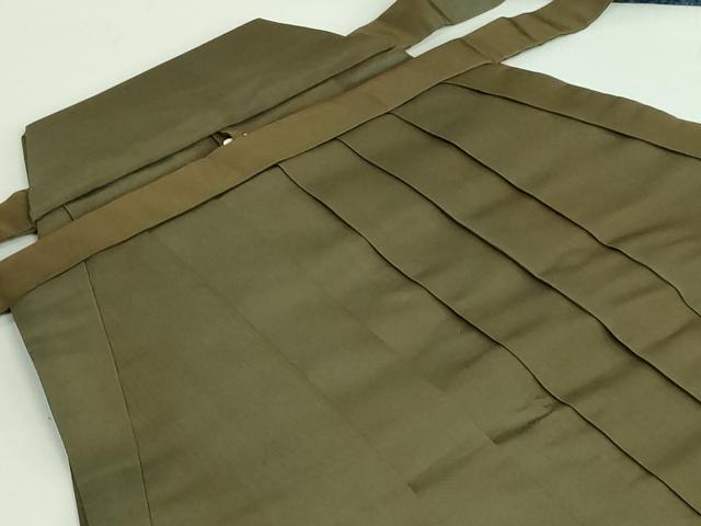 平和屋本店●極上　男性　人間国宝　甲田綏郎　精好仙台平　馬乗り袴　海松色地　証紙付き　三越扱い　逸品　未使用　DZAB3193kh6