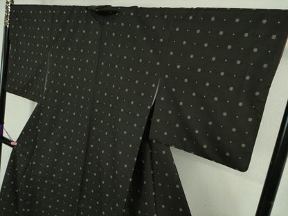 平和屋本店●極上 本場大島紬 9マルキ 黒地 逸品 DZAB3268kh6