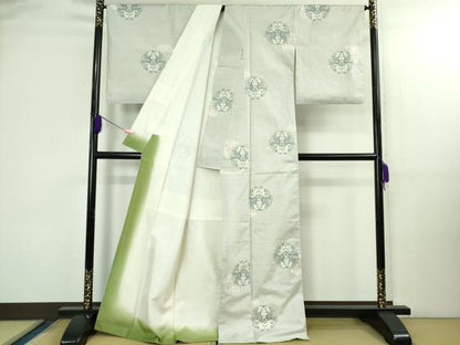 平和屋本店●極上　都喜ヱ門　本場大島紬　白大島　7マルキ　双鳥文　藤絹織物謹製　反端付き　逸品　DZAB3270kh6