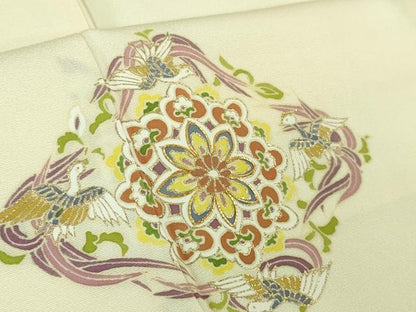 平和屋本店●極上　訪問着　駒刺繍　鳳凰花菱文　鳥の子色地　暈し染め　金彩　逸品　DZAB3282kh6