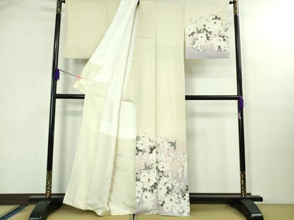 平和屋本店●極上　訪問着　リス　舞鳥　葡萄蔦の葉華文　女郎花色地　暈し染め　金彩　逸品　DZAB3287kh6