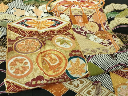 平和屋本店●極上　創業460年・千總　黒留袖　駒刺繍　貝桶吉祥花松文　金糸　逸品　未使用　DZAB3290kh6