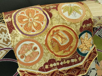 平和屋本店●極上　創業460年・千總　黒留袖　駒刺繍　貝桶吉祥花松文　金糸　逸品　未使用　DZAB3290kh6