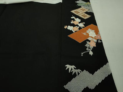 平和屋本店●極上　創業460年・千總　黒留袖　駒刺繍　貝桶吉祥花松文　金糸　逸品　未使用　DZAB3290kh6