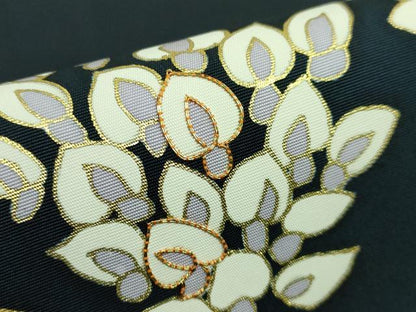 平和屋着物●極上　銀座きしや　塩瀬　九寸名古屋帯　駒刺繍　藤花房　百入茶色地　たとう紙付き　逸品　DZAB3351kh6