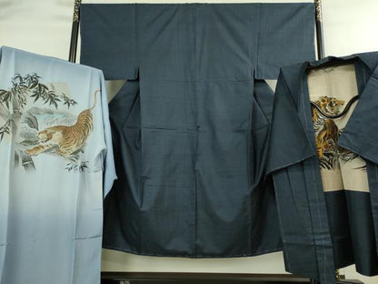 平和屋着物●極上　男性　本場大島紬　アンサンブル　長羽織・長襦袢(袷)セット　100亀甲　総詰め　羽裏・虎　逸品　未使用　DZAB3402kh6
