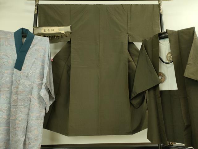 平和屋着物●極上　男性　玉龍紬　アンサンブル　長羽織・長襦袢(無双仕立て)セット　濃い媚茶色　証紙・反端付き　逸品　DZAB3418kh6