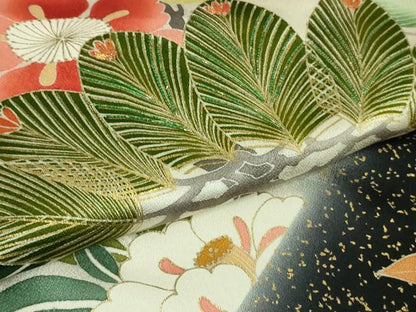 平和屋本店●極上　創業460年・千總　振袖　駒刺繍　松　楓　椿　暈し染め　金彩　反端付き　逸品　DZAB3423kh6