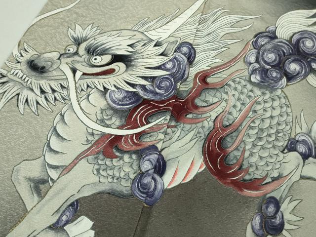 平和屋本店●極上　染色作家　草野一騎　色留袖　手描き　麒麟　暈し染め　蝉色地　金彩　ロング丈　逸品　DZAB3431kh6