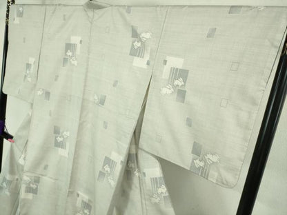 平和屋本店●極上 本場大島紬 白大島 9マルキ 兎 うさぎ 逸品 DZAB3449kh6