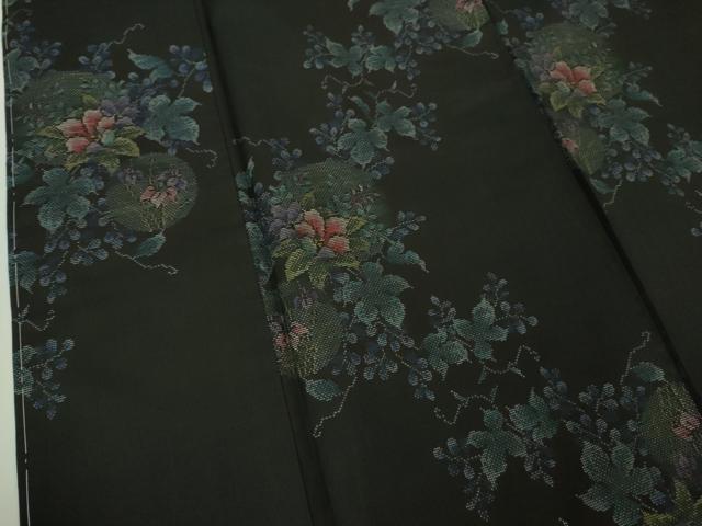 平和屋着物●極上 本場大島紬 9マルキ 蔦の葉花文 黒地 逸品 未使用 DZAB3485kh6