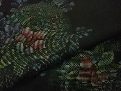 平和屋着物●極上 本場大島紬 9マルキ 蔦の葉花文 黒地 逸品 未使用 DZAB3485kh6