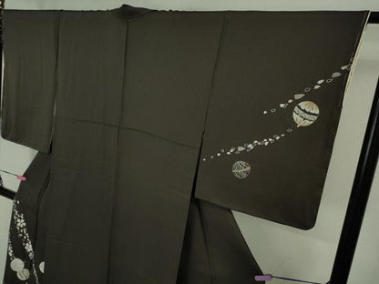 平和屋着物●極上　訪問着　総刺繍　毬　舞桜　黒鳶色地　金銀糸　逸品　未使用　DZAB3510kh6