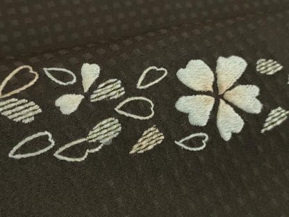 平和屋着物●極上　訪問着　総刺繍　毬　舞桜　黒鳶色地　金銀糸　逸品　未使用　DZAB3510kh6