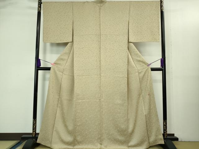 平和屋着物●極上 色無地 山吹花木染 お召地 草花地紋 練色 鈴乃屋扱い 逸品 DZAB3517kh6