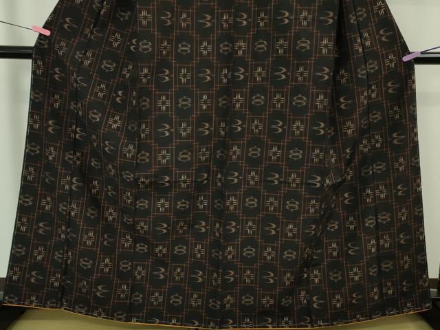 平和屋着物●極上 国指定重要無形文化財 本場久米島紬 手織 逸品 未使用 DZAB3537kh6