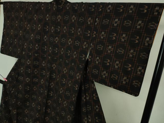 平和屋着物●極上 国指定重要無形文化財 本場久米島紬 手織 逸品 未使用 DZAB3537kh6