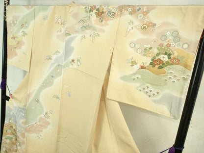 平和屋本店●極上　創業460年・千總　訪問着　駒刺繍　宝尽くし　吉祥花文　暈し染め　浅黄色地　金彩　三越扱い　逸品　DZAB3554kh6