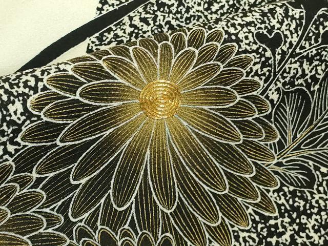 平和屋本店●極上　人間国宝　森口華弘　蒔糊友禅　蒔糊散らし　訪問着　駒刺繍　菊梅文　金彩　逸品　DZAB3562kh6