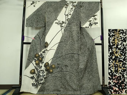 平和屋本店●極上　人間国宝　森口華弘　蒔糊友禅　蒔糊散らし　訪問着　駒刺繍　菊梅文　金彩　逸品　DZAB3562kh6