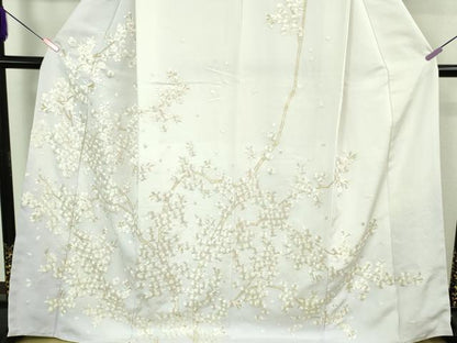 平和屋本店●最高級　京都老舗 尾峨佐染繍 　訪問着　総手刺繍　枝桜　白地　金銀糸　反端・紙タグ付き　逸品　未使用　DZAB3573kh6