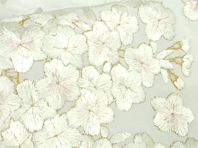 平和屋本店●最高級　京都老舗 尾峨佐染繍 　訪問着　総手刺繍　枝桜　白地　金銀糸　反端・紙タグ付き　逸品　未使用　DZAB3573kh6