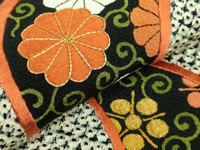 平和屋本店●極上　京都祇園の老舗　ぎをん齋藤　本疋田絞り　九寸名古屋帯　駒刺繍　舞花文　黒地　金糸　鬼しぼ縮緬　逸品　DZAB3616kh6