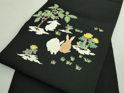 平和屋本店●極上　手描き友禅作　腰原淳策　塩瀬　九寸名古屋帯　兎　うさぎ　黒地　逸品　DZAB3668kh6
