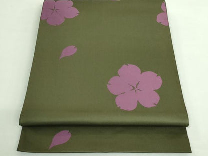 平和屋着物●極上　世界的人形師　辻村寿三郎　ジュサブロー　六通柄袋帯　舞桜　濃い海松色地　逸品　DZAB3683kh6