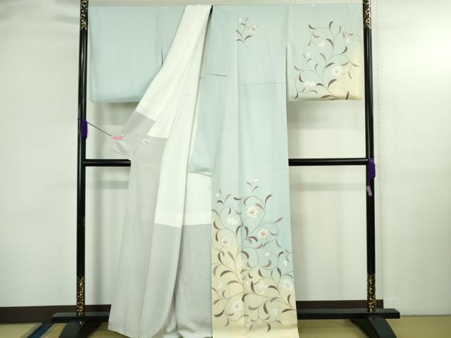 平和屋本店●極上　松田聖子　SEIKOMATSUDA　訪問着　百合　唐草文　薄い水色地　暈し染め　金彩　逸品　DZAB3704kh6