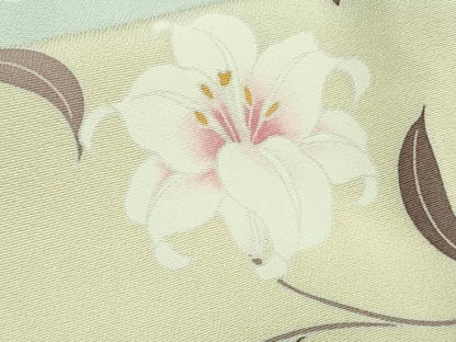 平和屋本店●極上　松田聖子　SEIKOMATSUDA　訪問着　百合　唐草文　薄い水色地　暈し染め　金彩　逸品　DZAB3704kh6