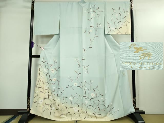 平和屋本店●極上　松田聖子　SEIKOMATSUDA　訪問着　百合　唐草文　薄い水色地　暈し染め　金彩　逸品　DZAB3704kh6