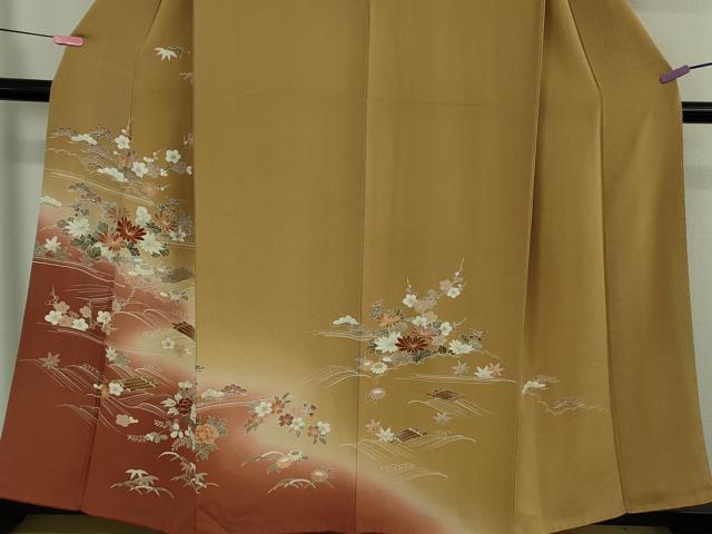 平和屋本店●極上 創業460年・千總 訪問着 駒刺繍 花筏 黄朽葉色地 暈し染め 金彩 鬼しぼ縮緬 逸品 DZAB3720kh6